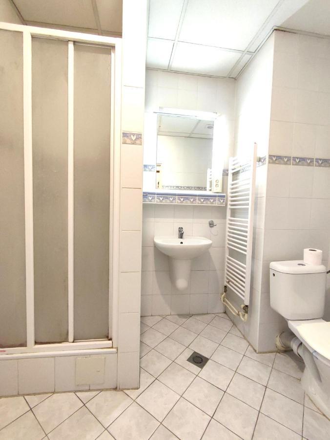 Hotel Jurki Dom Bratislava Room photo